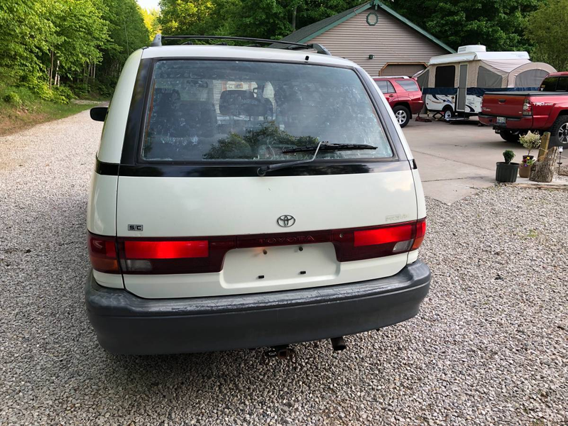 Illustration for article titled At $5,000, Could This 1995 Toyota Previa S/C AllTrac be All the Van You’d Ever Need?